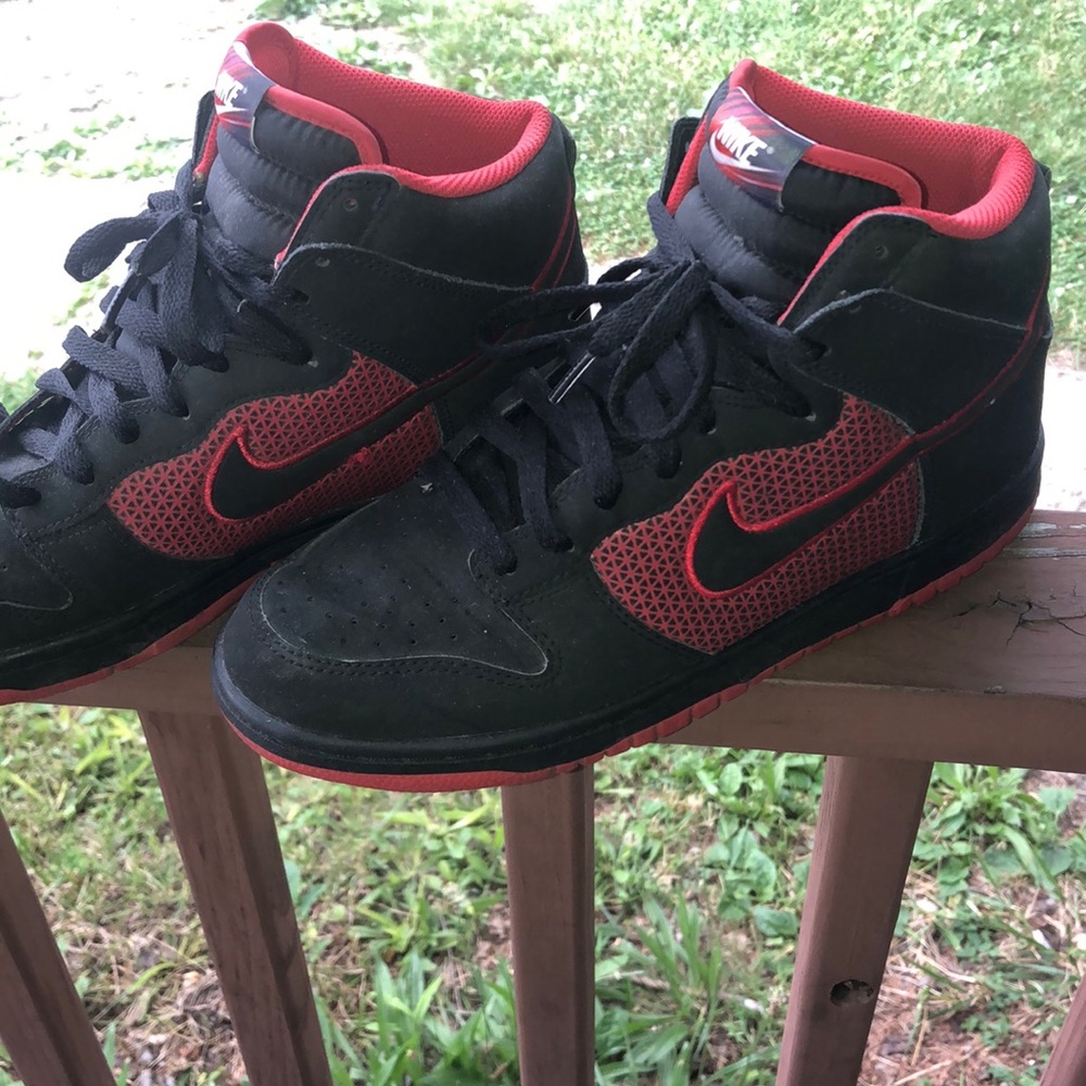 Nike Dunks. Size 9.